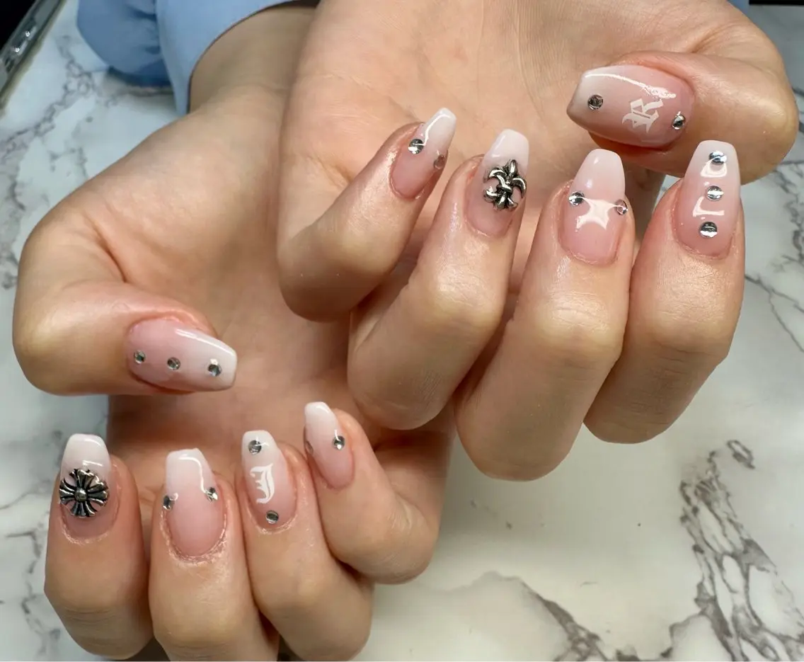 ネイル オーロラネイル キラキラネイル ラメ(グリッター) マグネットネイル ニュアンスネイル Mai’s nailのネイルデザイン