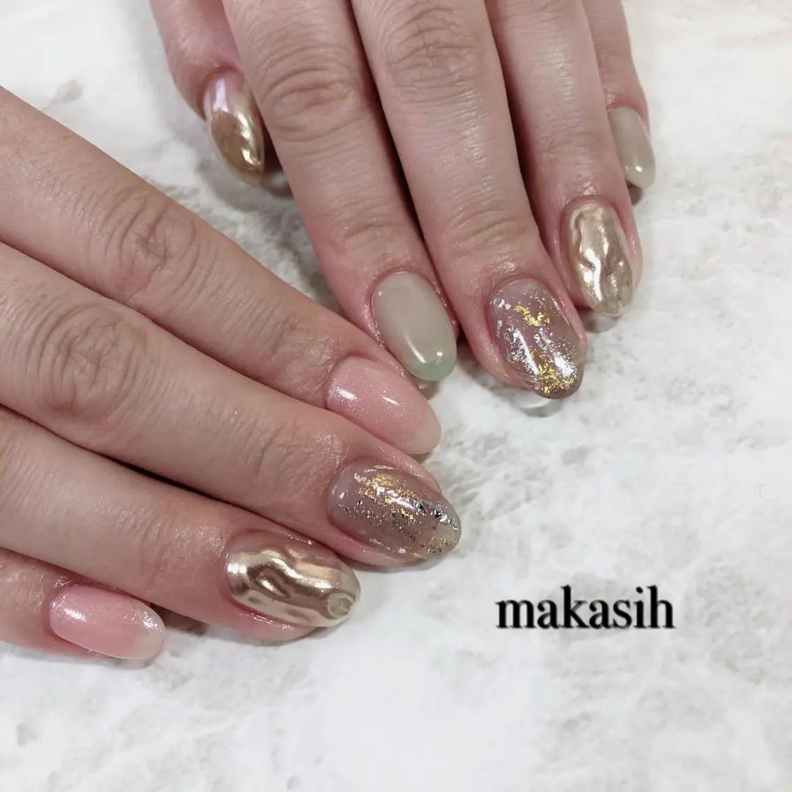 ネイル アートネイル ミラーネイル ニュアンスネイル シンプルネイル 濱田 美菜子のエステ・リラクイメージ