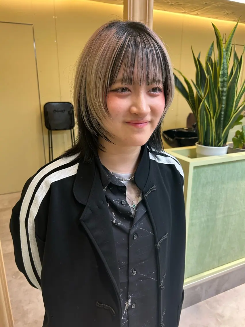 ショート カラー 渡辺奎斗/ ボブ レイヤーカットのヘアスタイル