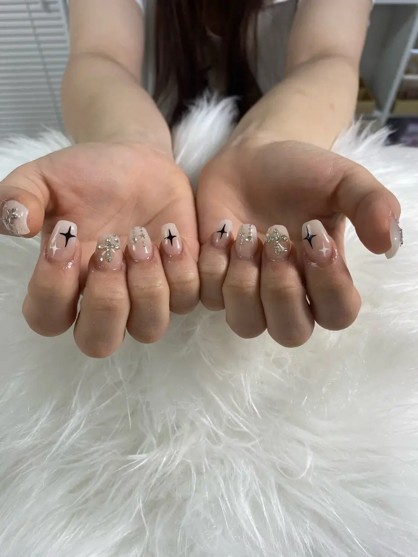 ネイル デュアス R _宇都宮のネイルデザイン