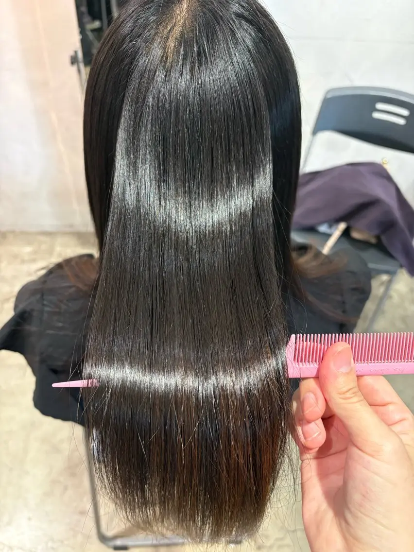 ロング 縮毛矯正 城川 ノアのヘアスタイル
