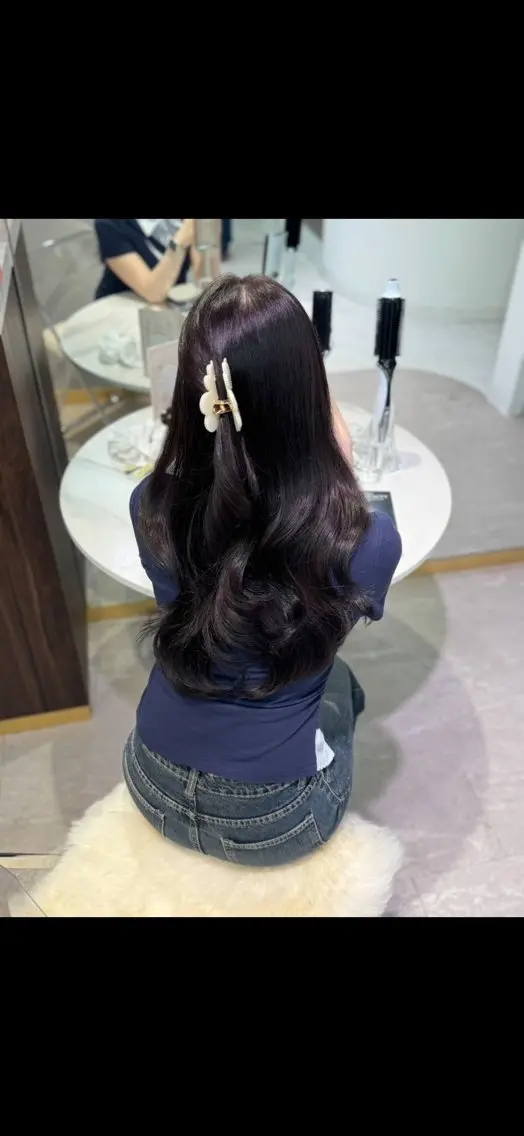 ロング 武藤 綾音のヘアスタイル