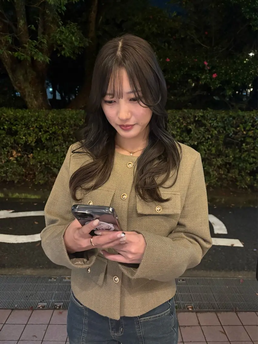 セミロング カット トリートメント 韓国レイヤー YOKE reinaのヘアスタイル