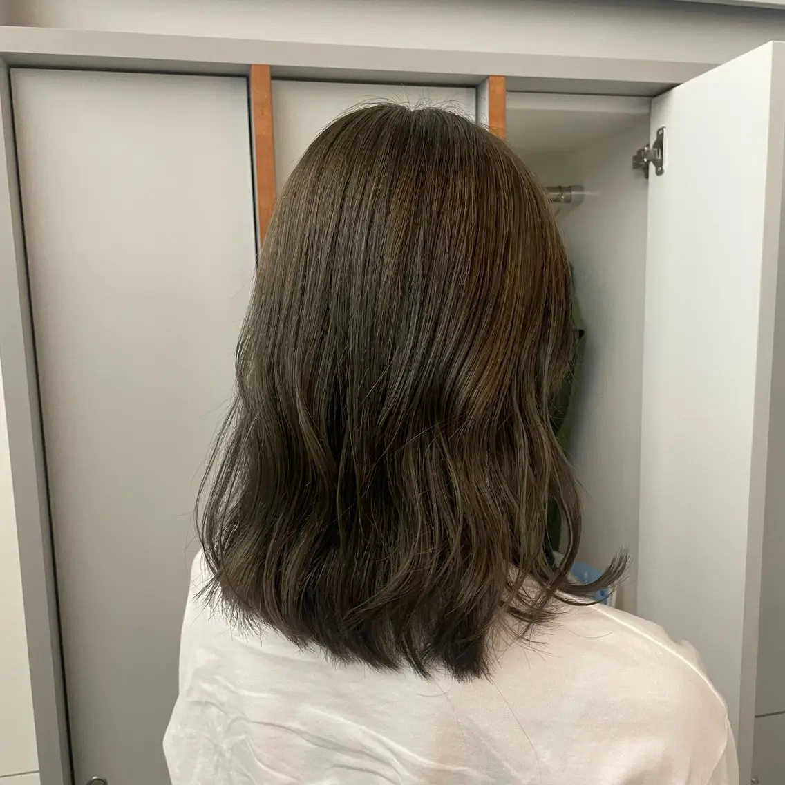 セミロング カラー ベージュカラー ブリーチ 透明感カラー ダブルカラー グレージュ 髪質改善カラー/ボブ 🌻Mutsumiのヘアスタイル