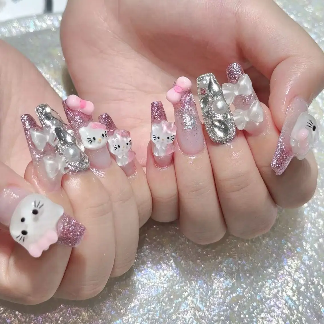 ネイル ハンドネイル Queens 榊 まおのネイルデザイン