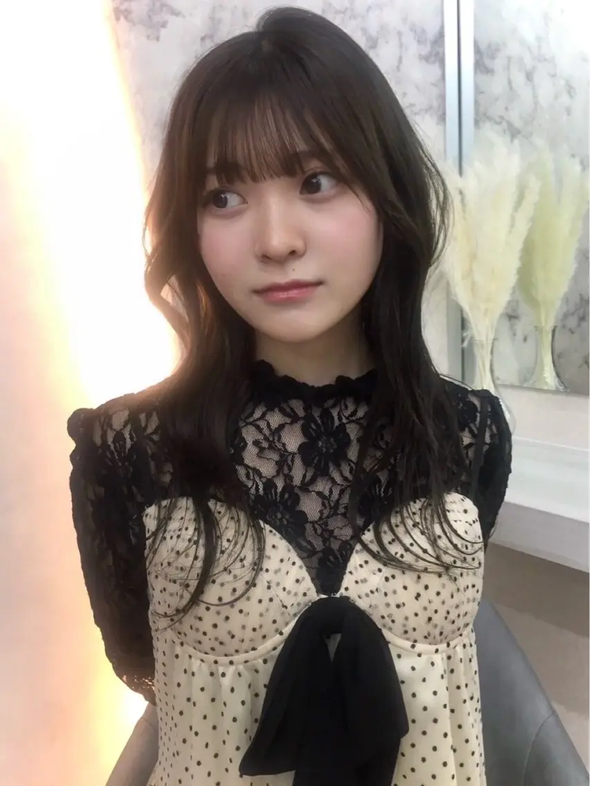 ミディアム カット ヘアカラー トリートメント 🎵🍥上平里奈 韓国レイヤー🍥🎵のヘアスタイル