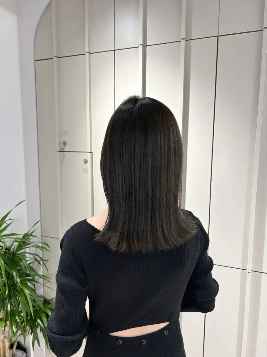 ミディアム カラー 若狭 愛梨のヘアスタイル