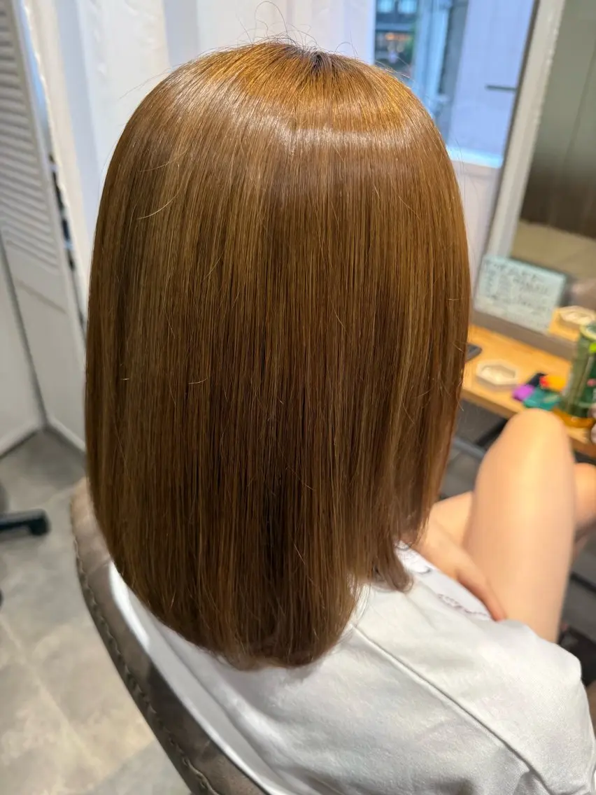 セミロング カット 縮毛矯正 トリートメント TAKA 【髪質改善】のヘアスタイル