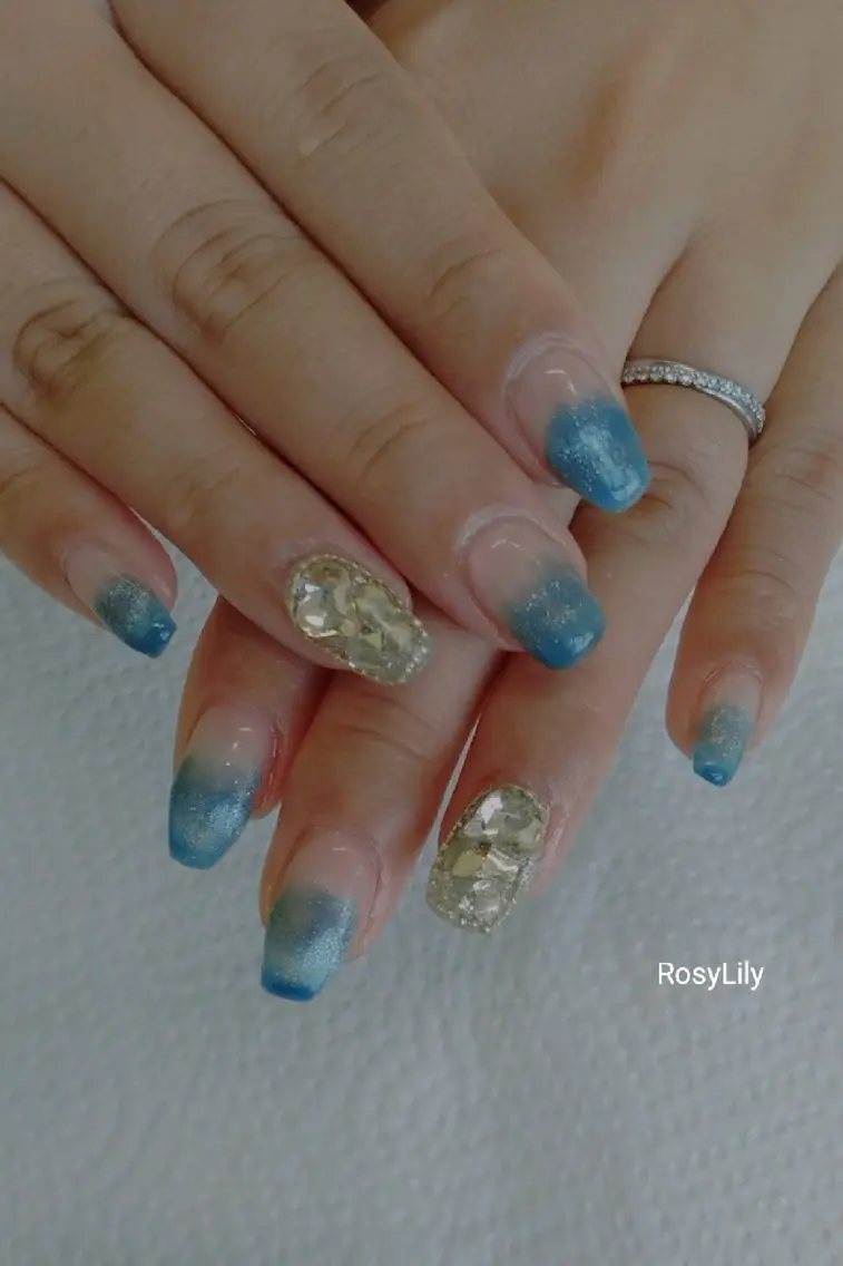 ネイル マグネットネイル ストーンネイル ハンドネイル ハンドケア プライベートサロン Rosy Lilyのネイルデザイン
