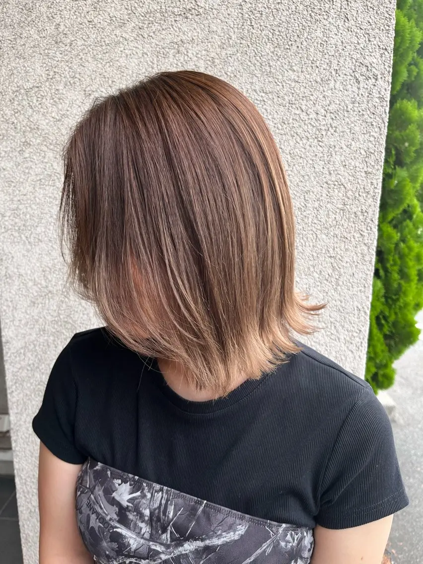 ミディアム ヘアカラー 細川 柚奈のヘアスタイル