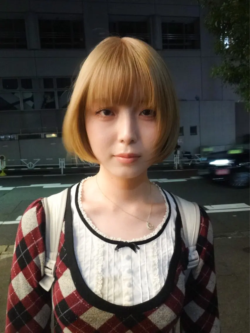 ショート カラー ブリーチ ボブ カット ヘアカラー mahiro/ Dijon🫗のヘアスタイル