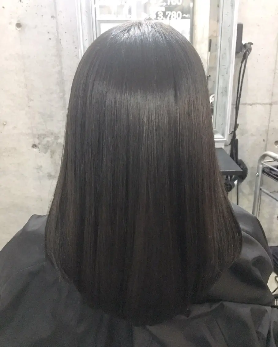セミロング ヘアカラー トリートメント 【艶髪 縮毛矯正】 松原 勇気のヘアスタイル