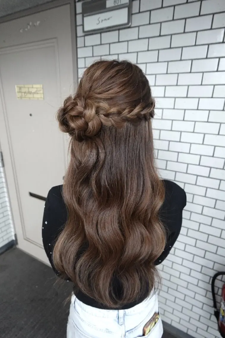 ヘアアレンジ ヘアセット 堀井 れいなのヘアスタイル