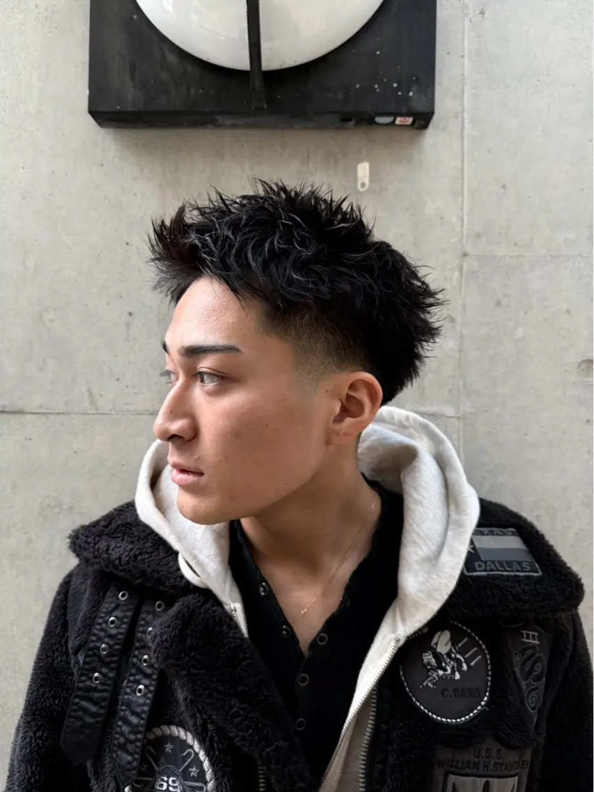 パーマ メンズ カット トリートメント ヘアセット 豊崎 佑輔のヘアスタイル