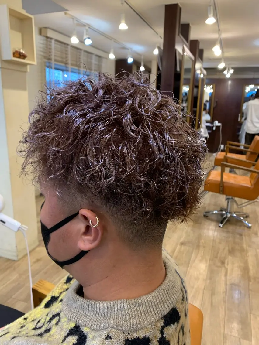 ショート パーマ 永作 真司のヘアスタイル
