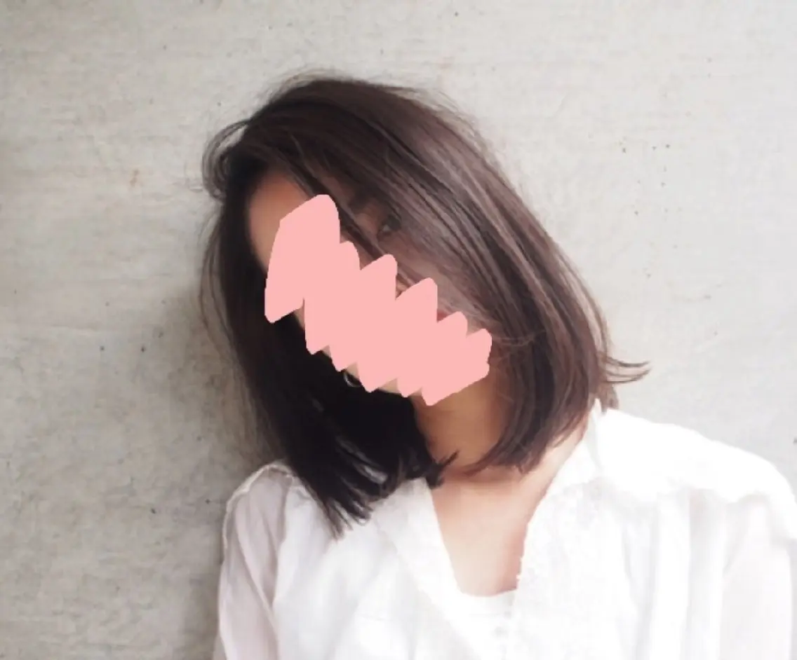 【ミディアムワンレンスタイル】🩵全体的に5cm以上カット/当日予約も受付中🩵の写真