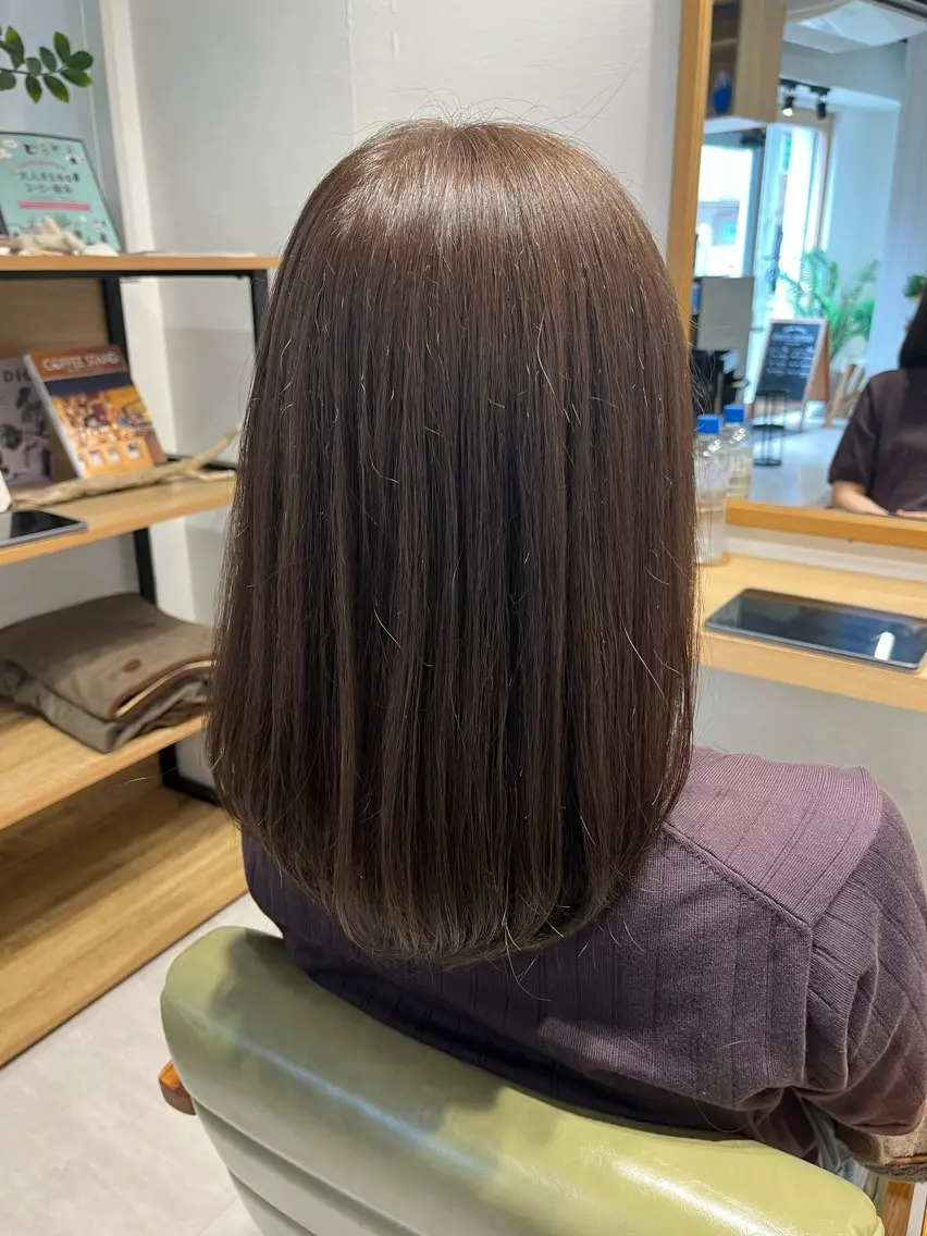 ミディアム カラー 武田 綺音のヘアスタイル