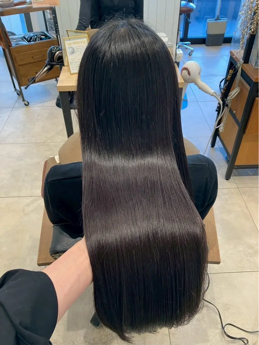 ロング カラー ストレート⭐️ 髪質改善カラー⭐️のヘアスタイル