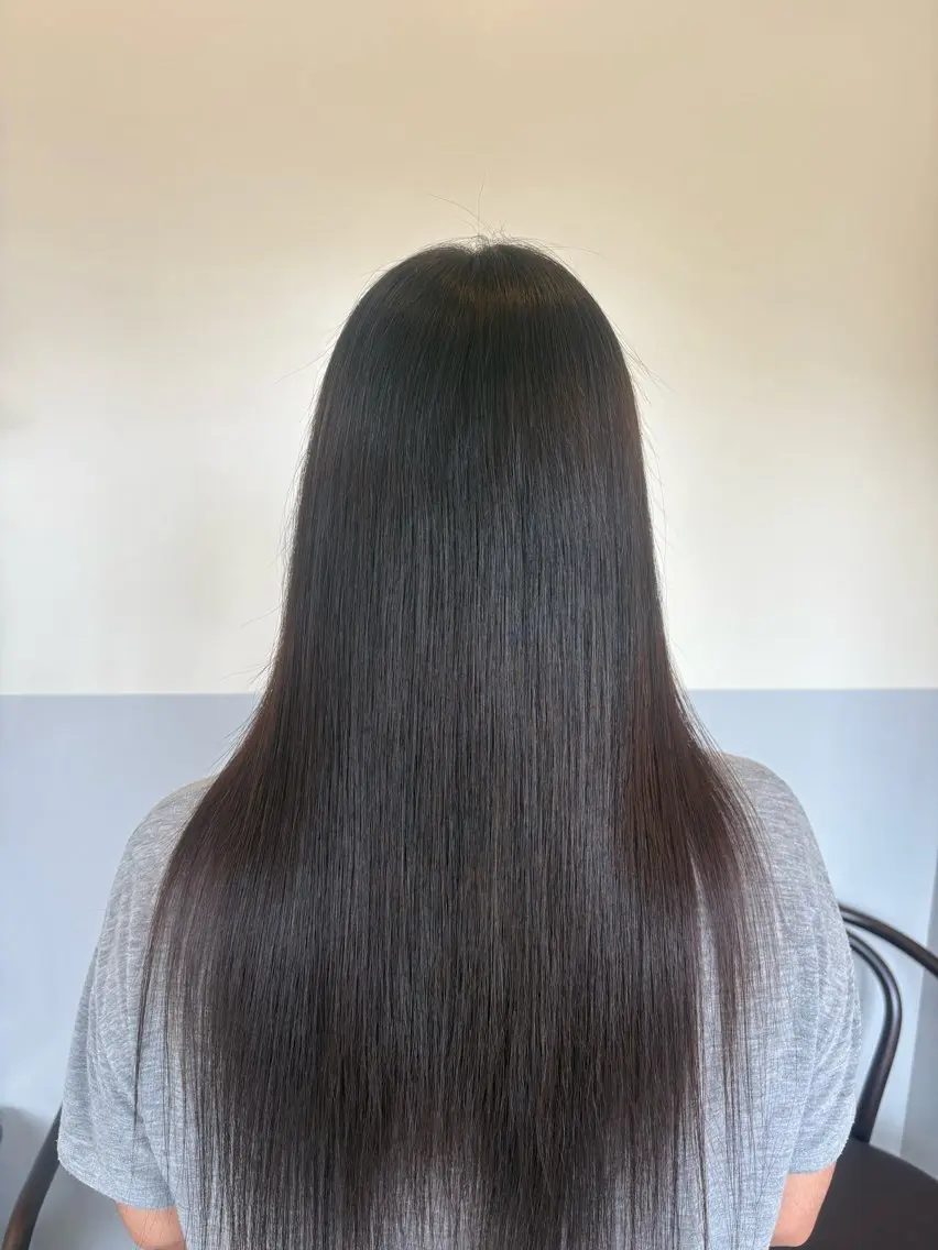 セミロング カット 縮毛矯正 鈴木 美由華/透明感/岡崎のヘアスタイル