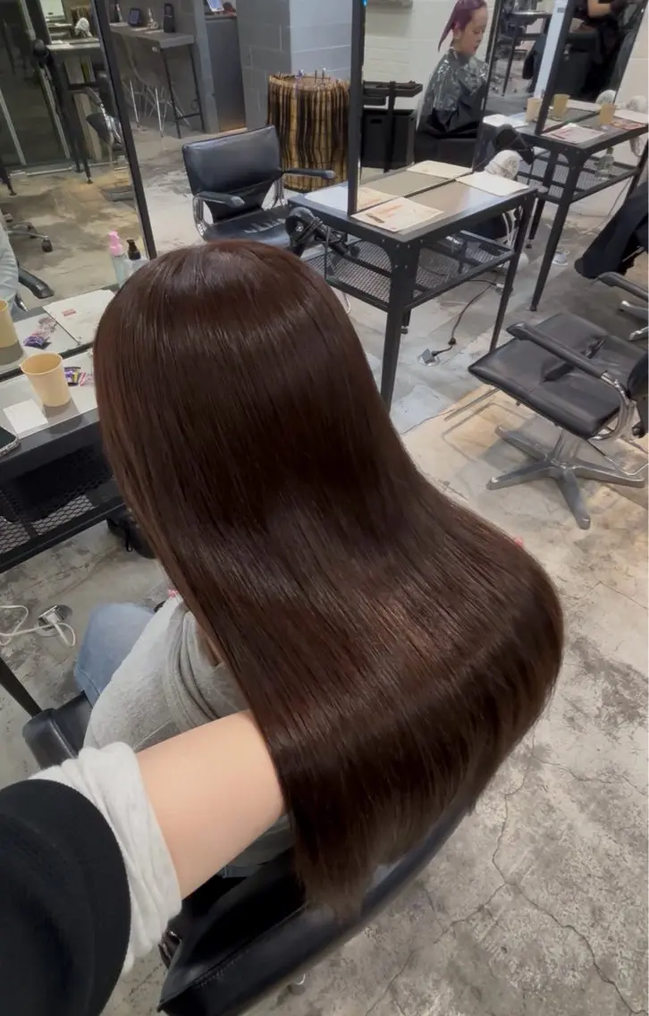 ロング カラー ベージュカラー ブラウンカラー ブラウンベージュ ヘアカラー 縮毛矯正 トリートメント ダメージレス艶髪 🦋MISAKI🦋のヘアスタイル