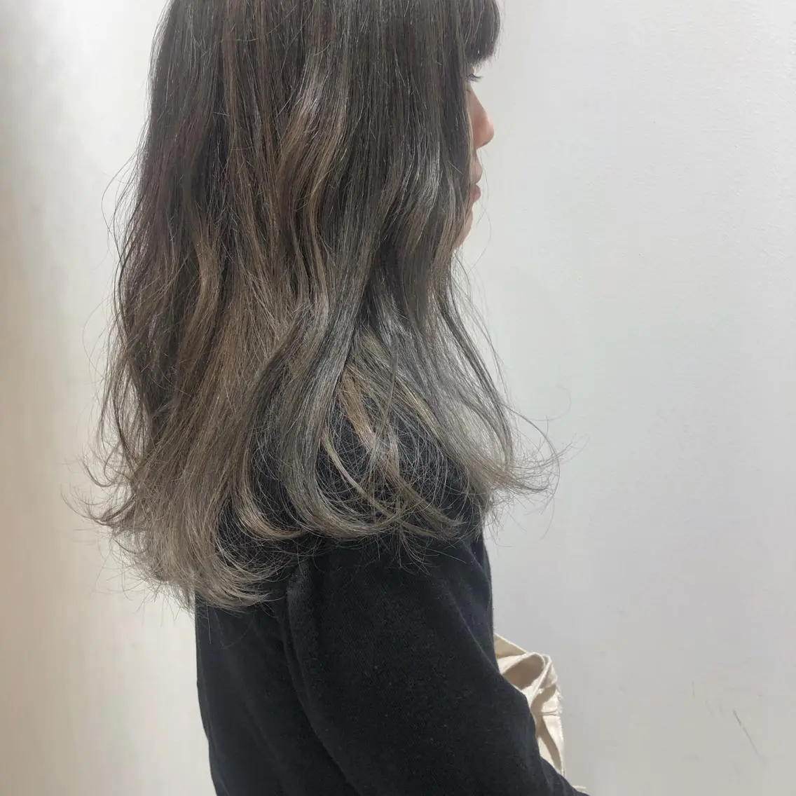 カラー 透明感カラー ハイライトカラー カット ヘアカラー 縮毛矯正 トリートメント 江原 彩華のヘアスタイル
