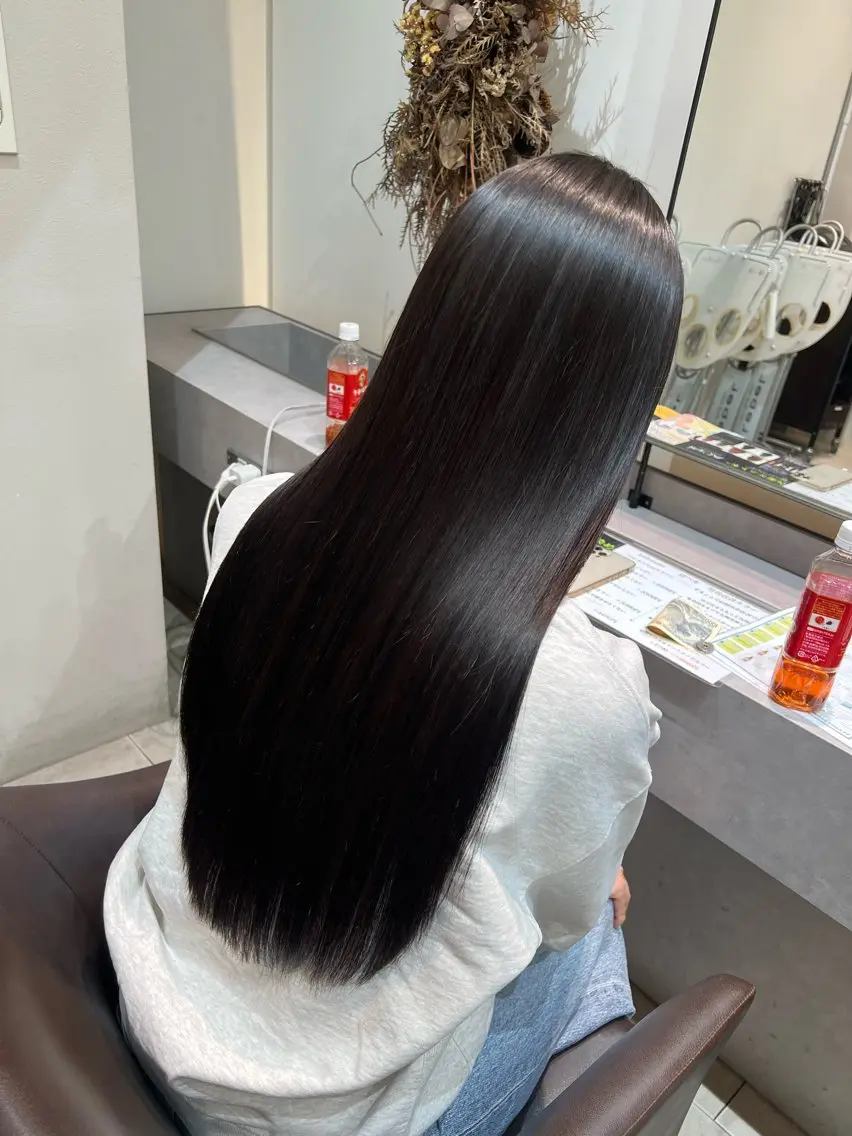 ロング パーマ 髪質改善 ストレートパーマ カット 縮毛矯正 🫧Ai/ ロロネー森ノ宮💖のヘアスタイル