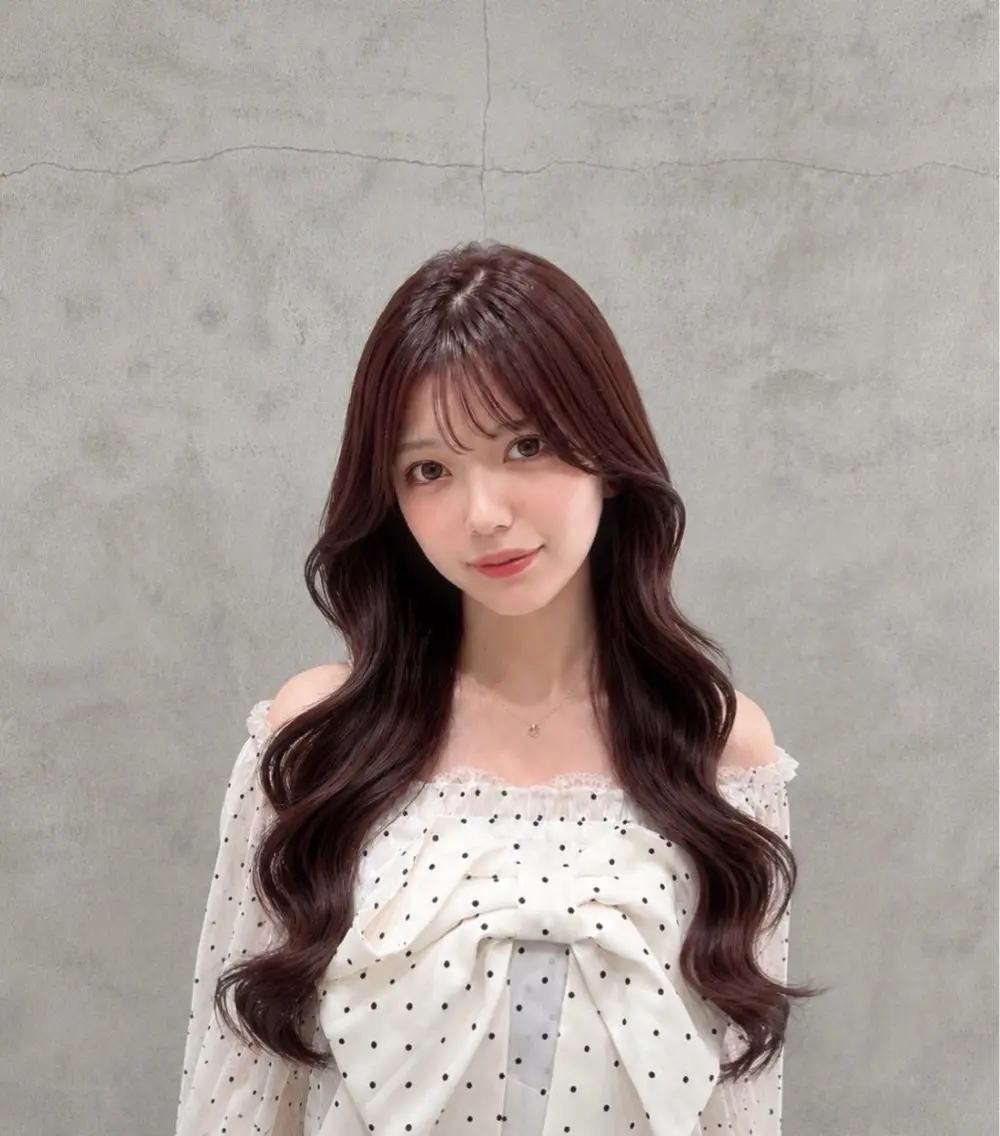 ロング カラー ブリーチ 透明感カラー ハイライトカラー ブリーチなしカラー レッドカラー lond shige /重髙 翔斗のヘアスタイル