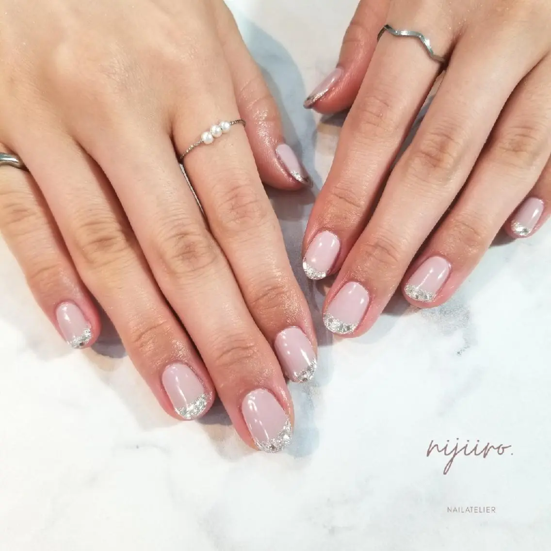 ネイル フレンチネイル ガラスフレンチ ハンドネイル nijiiro🌈 サトウのネイルデザイン