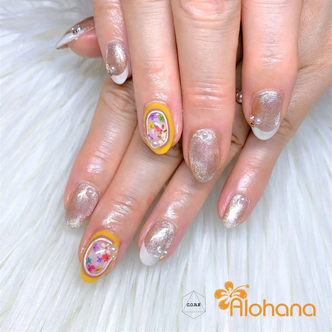 ネイル フラワーネイル キラキラネイル ハンドネイル Alohana Minaのネイルデザイン