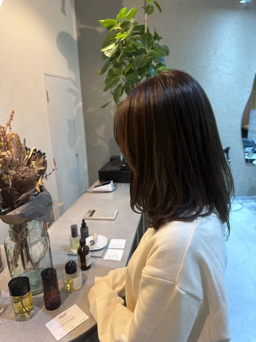 ミディアム カラー Shiro RENのヘアスタイル