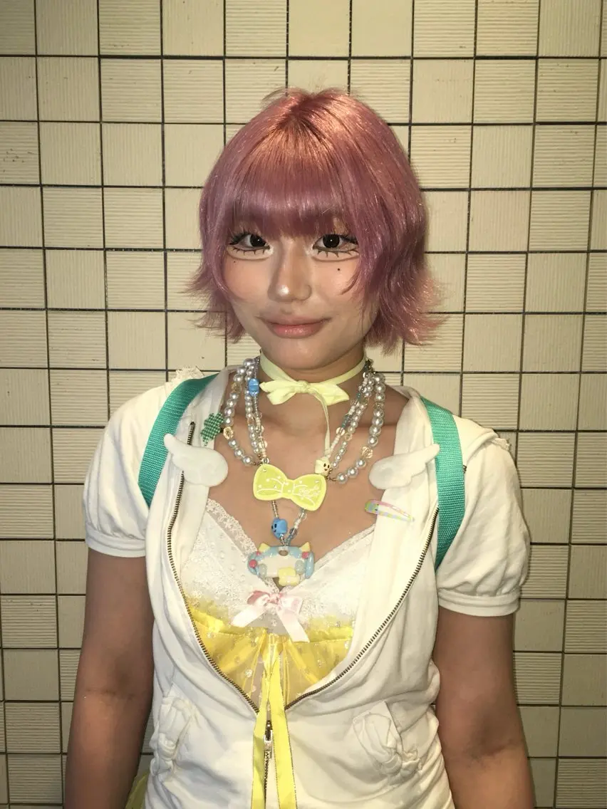 ショート 韓国風ヘア ヘアカラー トリートメント ヘアセット Momoka🪷 /ハイトーンのヘアスタイル
