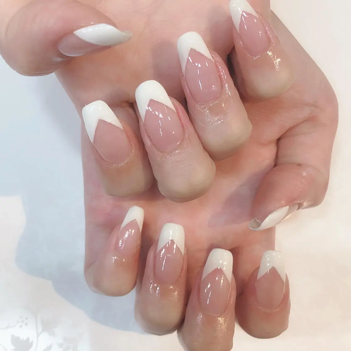 ネイル フレンチネイル スクエアネイル 近藤 あみのネイルデザイン