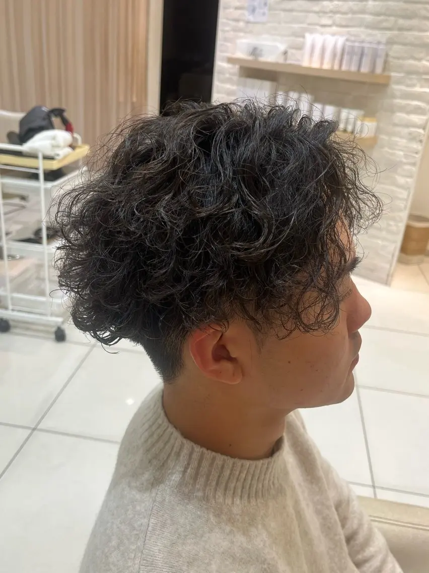 パーマ メンズ カット パーマ メンズパーマ特化型 美容師/荒井海音のヘアスタイル