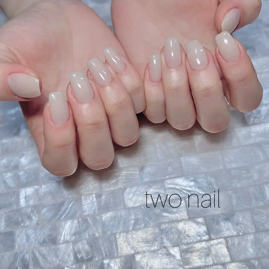 ネイル ネイルチップ ホワイト ハンドネイル two nailのネイルデザイン