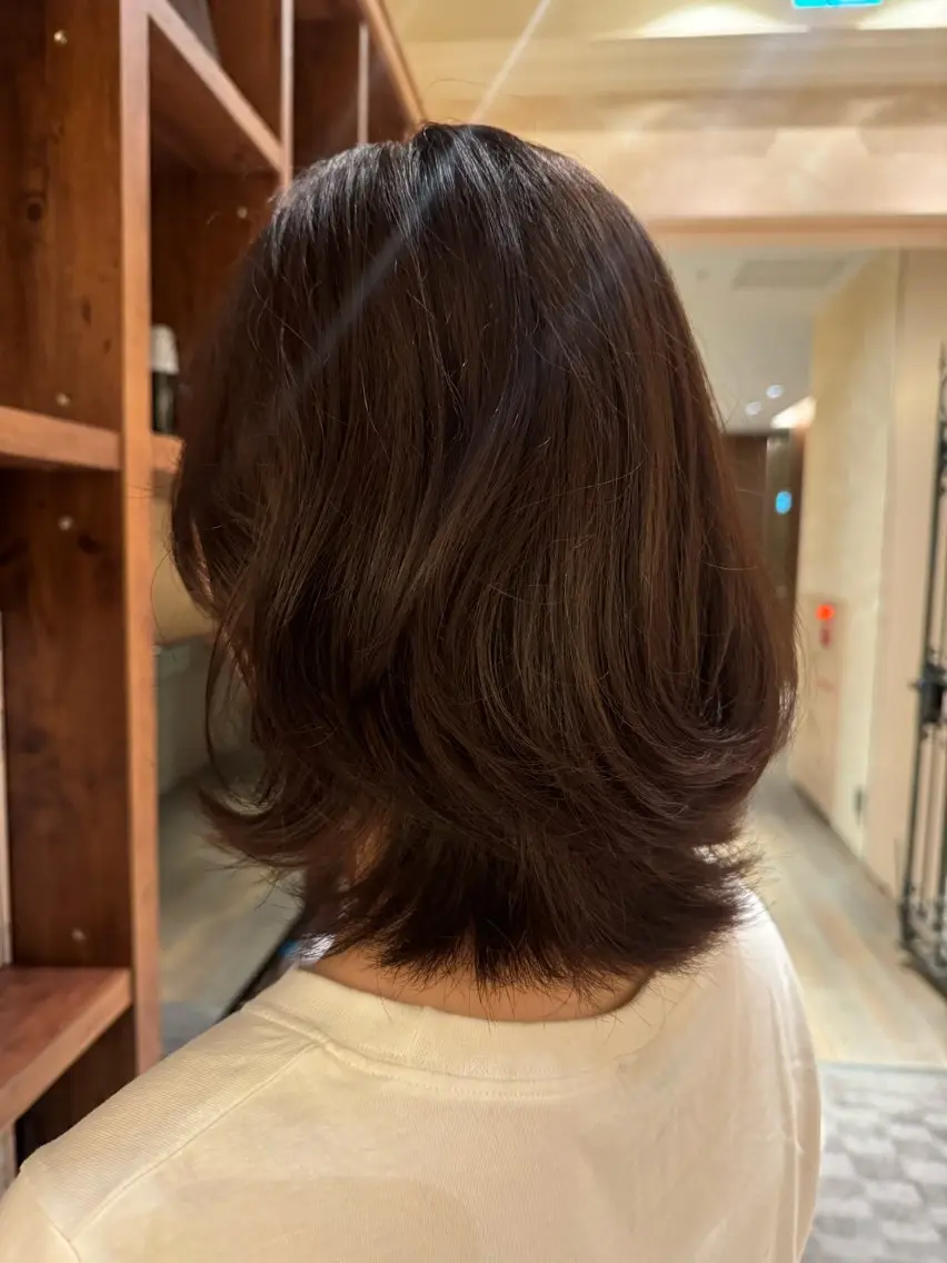 カラー ブリーチ ハイライトカラー 北島 菜々美のヘアスタイル