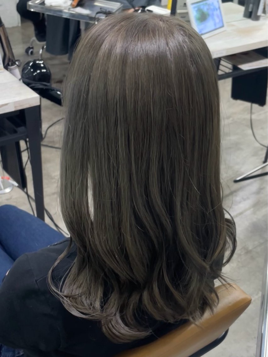 ロング カラー ヘアカラー トリートメント 艶髪💛ミルクティー ベージュ💛みさきのヘアスタイル