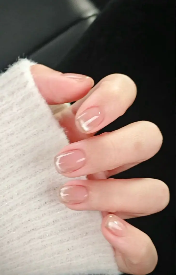ネイル 長さ出し フットネイル フレンチネイル ジェルネイル ガラスフレンチ More Glam八王子店のネイルデザイン