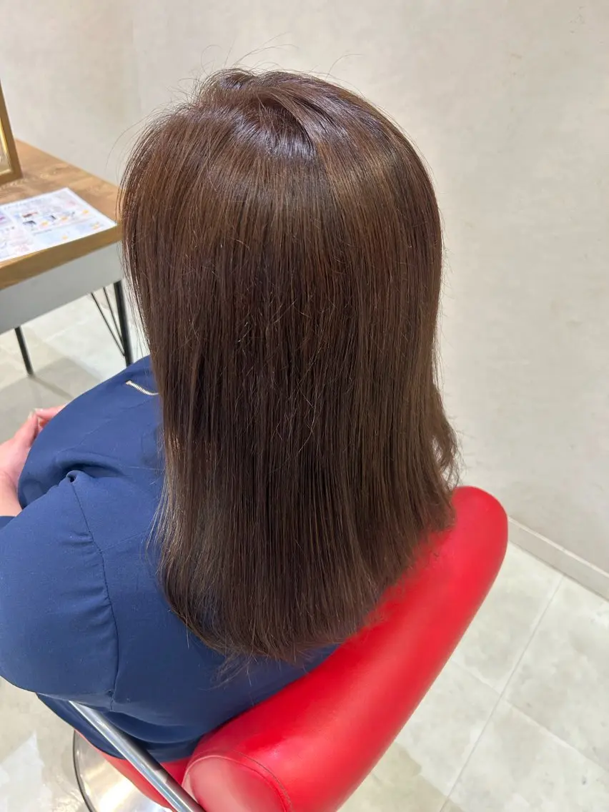 セミロング カラー レイヤー/インナー カラー🦋ルイのヘアスタイル