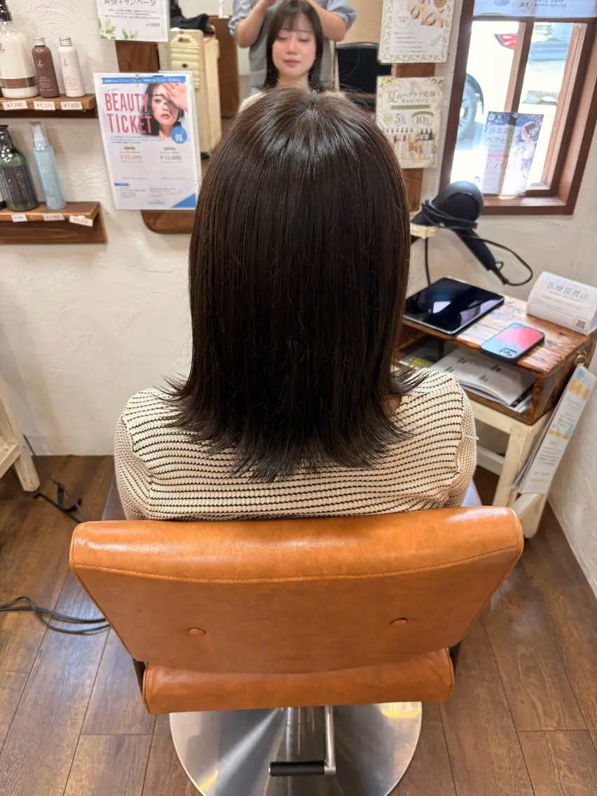 カラー ベージュカラー オリーブベージュ 三宅 デザインカラー 透明感カラー✨のヘアスタイル