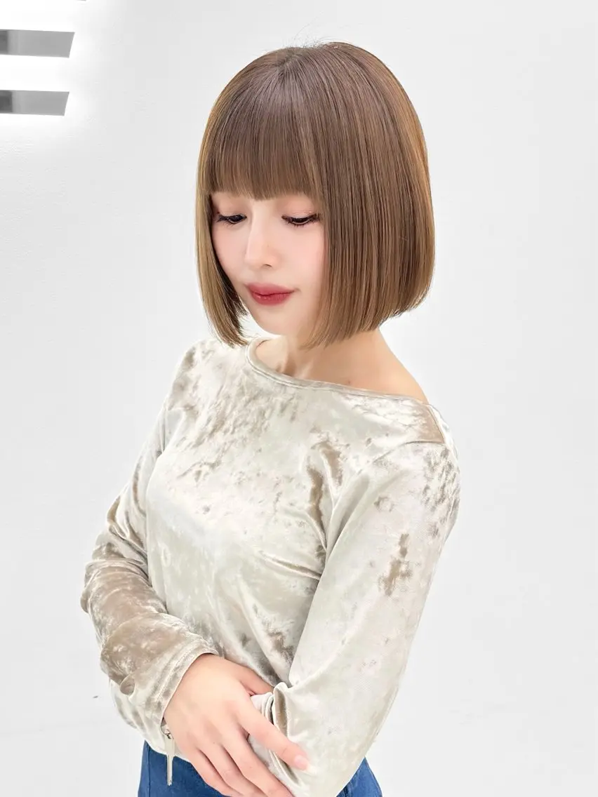 ショート カラー ヘアアレンジ カット トリートメント ヘッドスパ ヘアセット 縮毛矯正🤍 盛れるボブ/ひかりのヘアスタイル