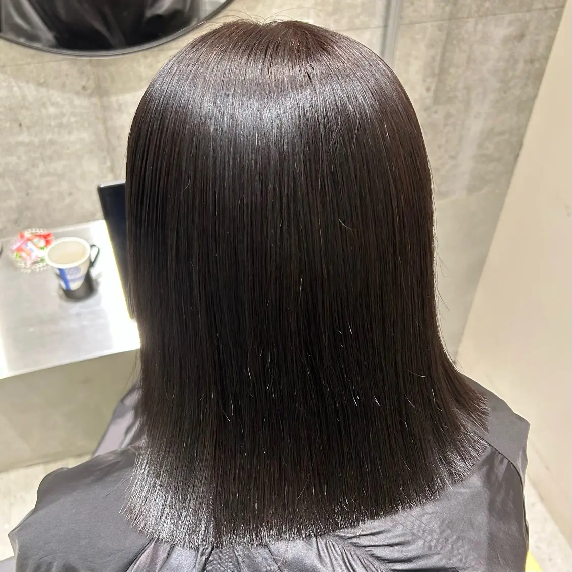 ミディアム 透け感カラー/顔周り レイヤー arisaのヘアスタイル