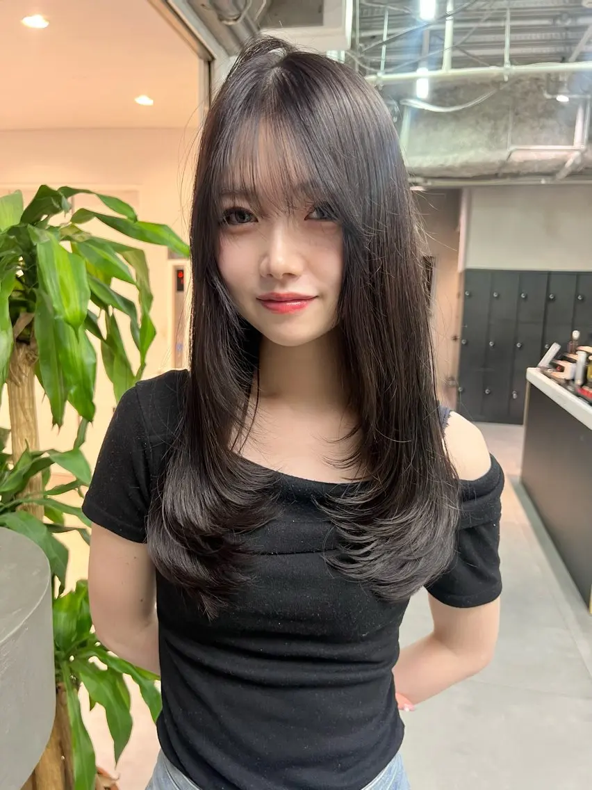 ロング ボブ レイヤーカット レイヤーカット特化 シオンのヘアスタイル