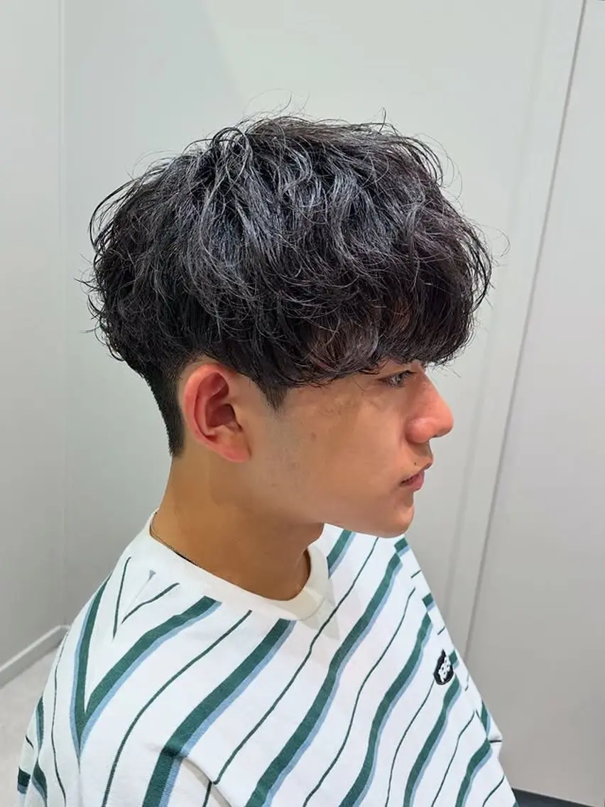 パーマ メンズ メンズパーマ 🟦横浜駅メンズパー マ｜小上馬淳司🟦のヘアスタイル