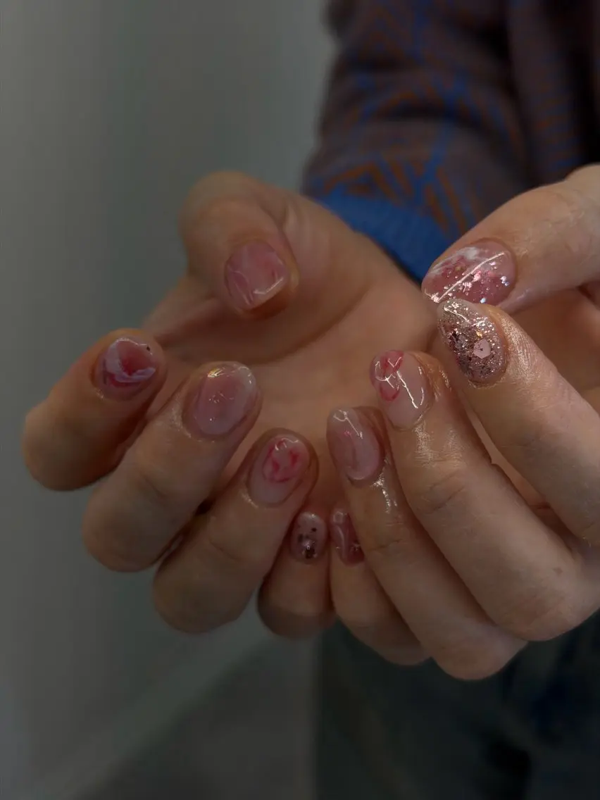 ネイル オーロラネイル ジェルネイル キラキラネイル マグネットネイル ニュアンスネイル ハンドネイル ハンドケア Bana_ Nailのネイルデザイン