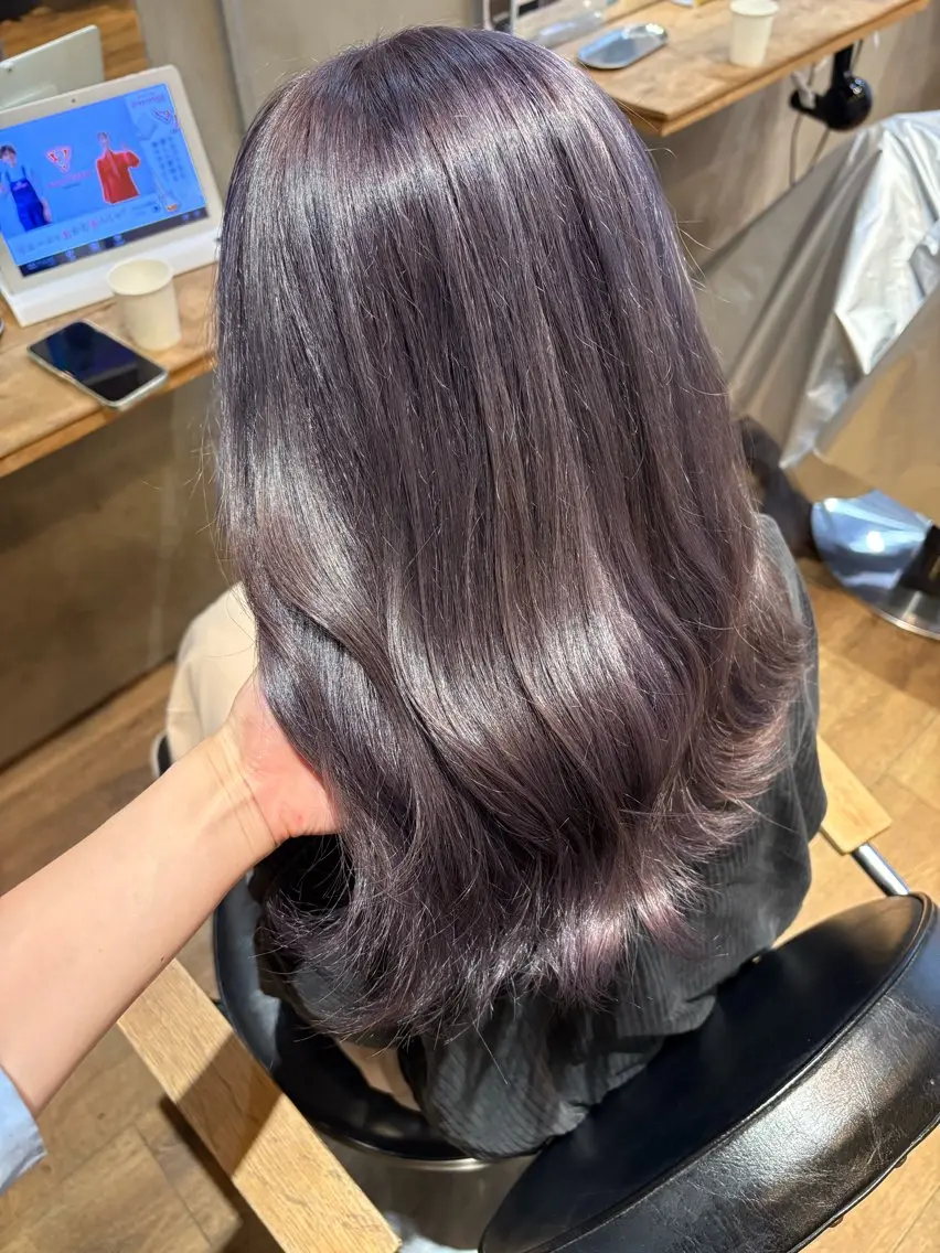 ミディアム ヘアカラー 井上 麻帆のヘアスタイル