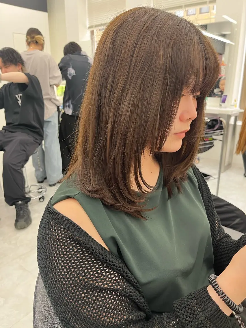 セミロング カラー カット ヘアカラー トリートメント 💖トレンド春夏 カラー💖FUTAのヘアスタイル