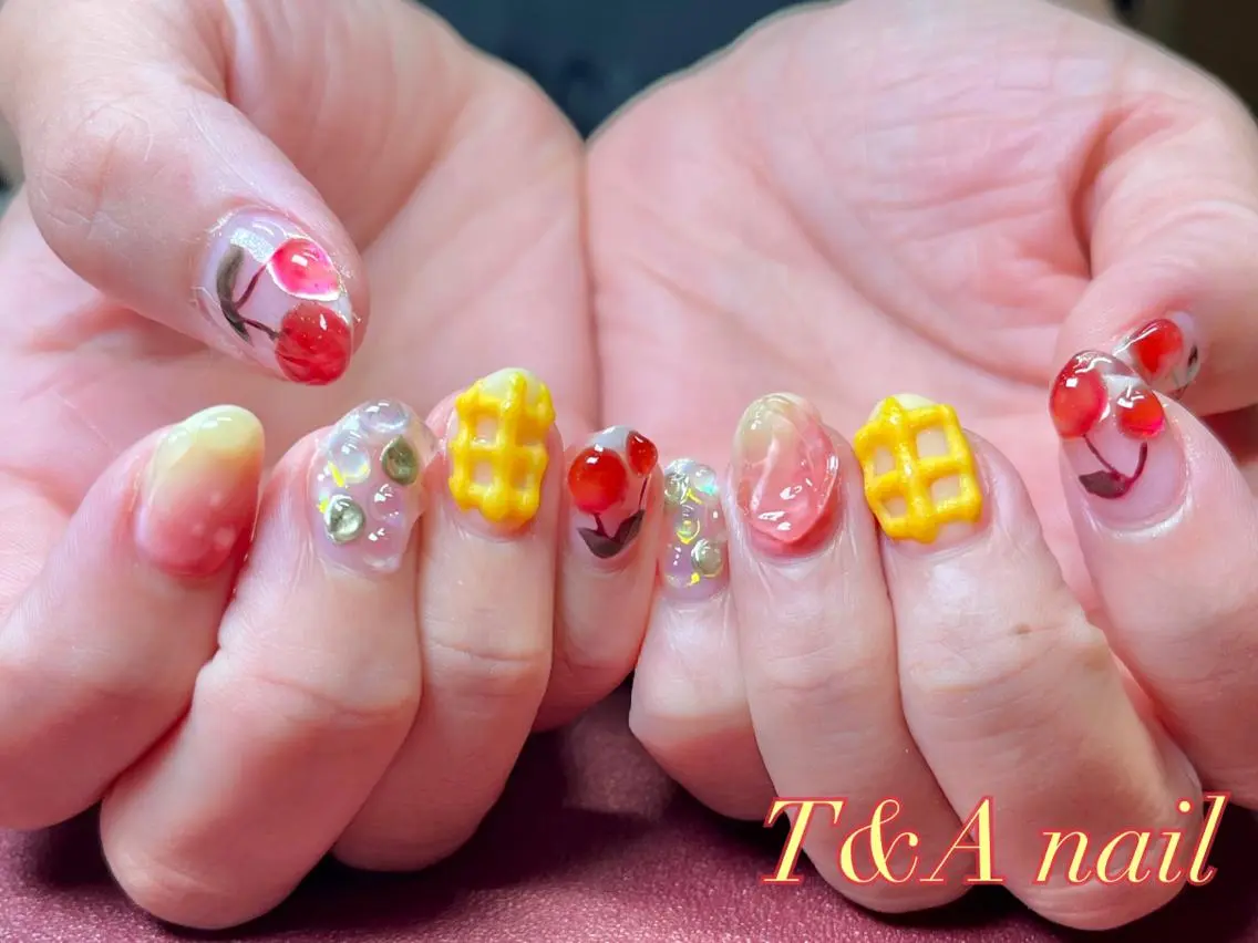 ミディアム ネイル ジェルネイル ニュアンスネイル スカルプネイル 夏ネイル T&A nailのネイルデザイン