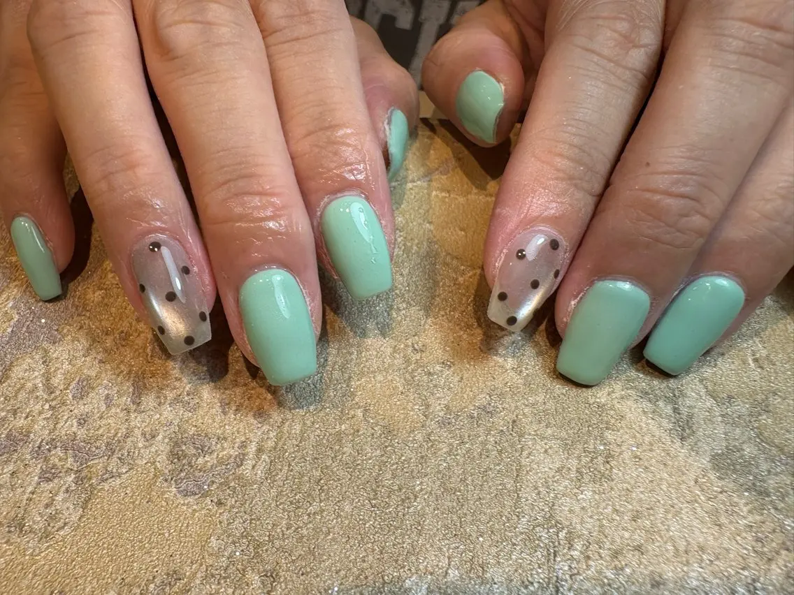 ネイル Brodia nailsのネイルデザイン