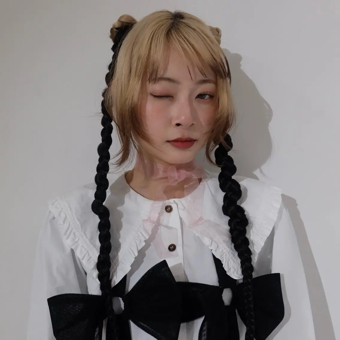 ロング カラー 佐藤 しずくのヘアスタイル
