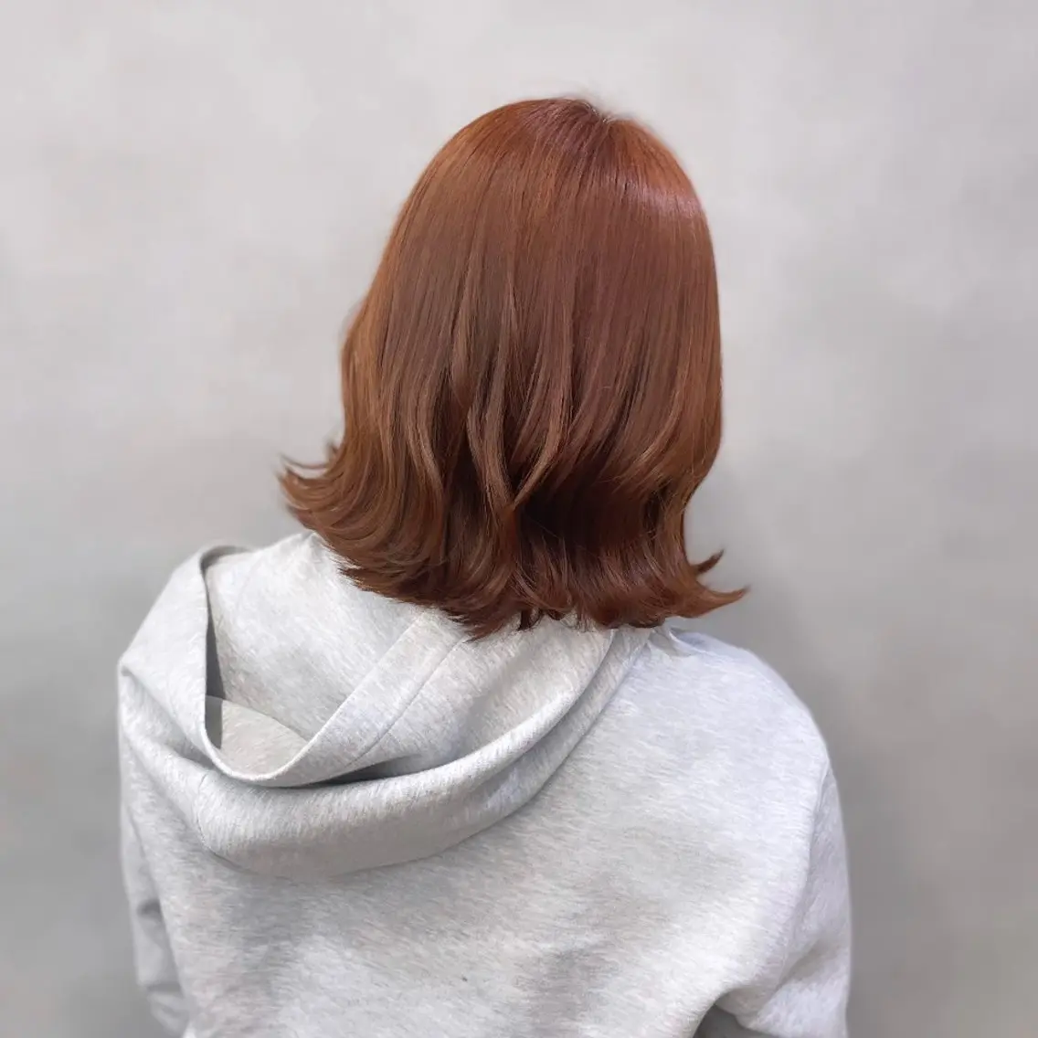 ミディアム カラー ブリーチ ブラウンカラー ブリーチなしカラー オレンジ オレンジブラウン ヘアカラー Rui/透明感カラー 暖色/レイヤーカットのヘアスタイル